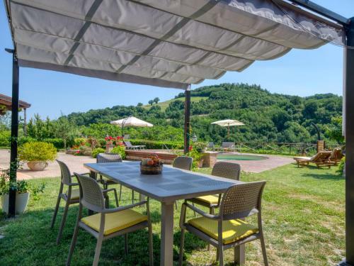 Serene Holiday Home In Urbino With Private Pool