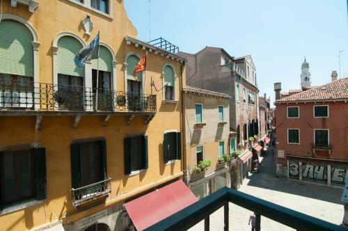 Hostal Venice Resorts Guest House
