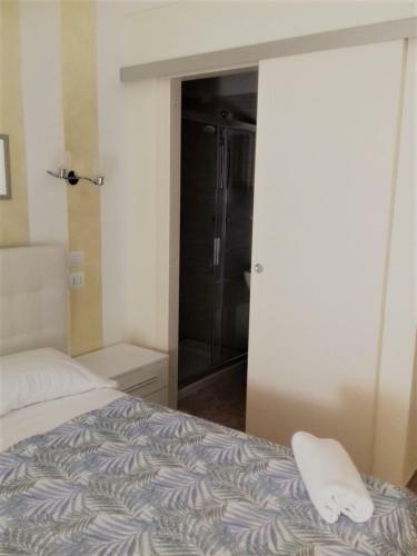 Hostal Dreaming Piazza Erbe Rooms