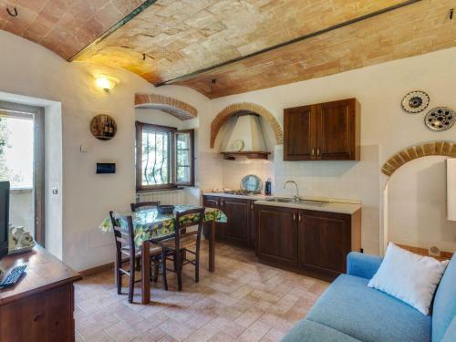 Attractive Holiday Home In Volterra With Swimming Pool