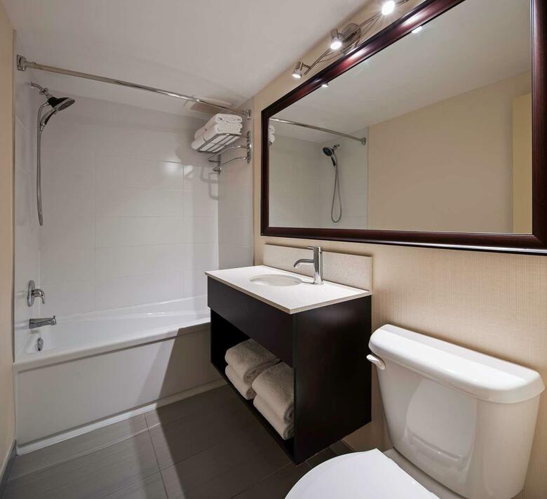 Best Western Montreal Downtown- Hotel Europa
