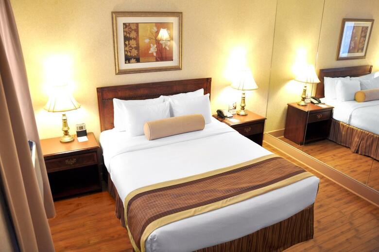 Best Western Montreal Downtown- Hotel Europa