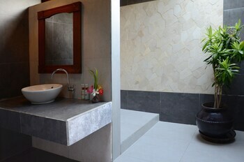Desa Dunia Beda Resort