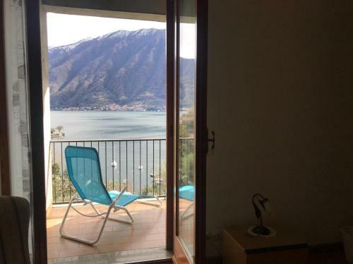 Big Apartment With Lake View And Three Bedrooms