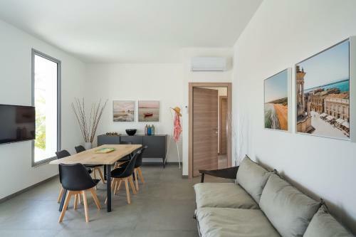 Reitani Villa Sleeps 7 With Pool And Air Con