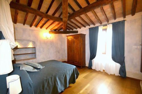 Ellerone Villa Sleeps 16 Pool Air Con Wifi
