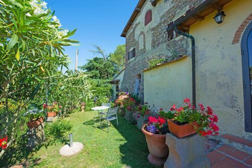 Badia A Passignano Apartment Sleeps 5 Air Con