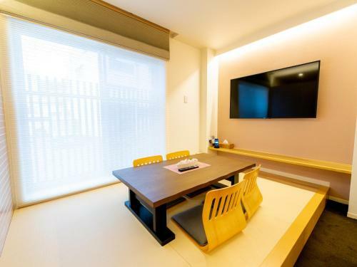 Aparthotel Grand Base Hiroshima Ekimae