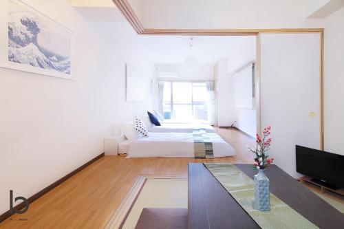 2 Br Apartment - 3 Mins To The Peacepark 302