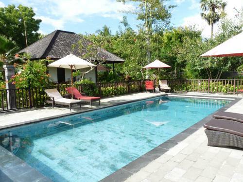 Hostal Taman Dewi Sri Villa Et Bungalow