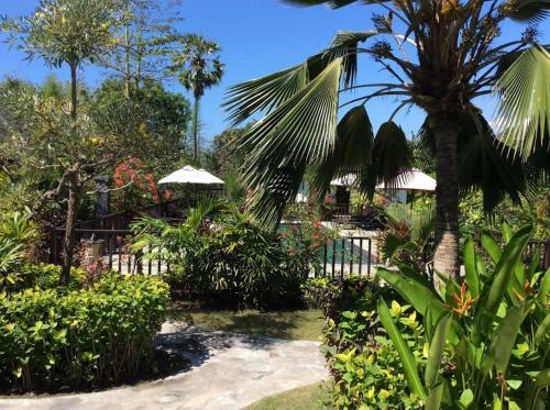 Hostal Taman Dewi Sri Villa Et Bungalow