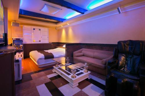 Hotel Kilala (Adult Only)