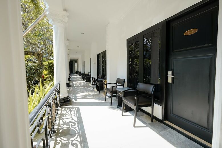 The Grand Palace Hotel Yogyakarta