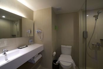 Hotel Grand Zuri Kuta Bali