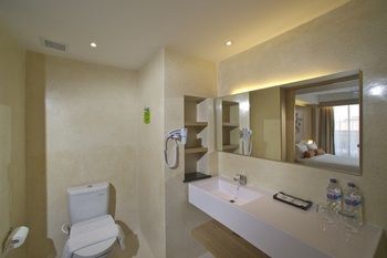 Hotel Grand Zuri Kuta Bali