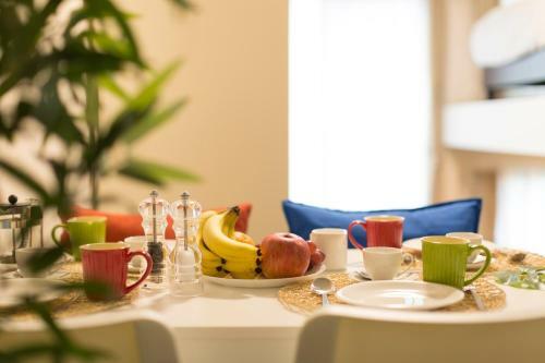 Hostal The Metropolitan Hakata Type A ~ 6 People ~ Room With Loft~