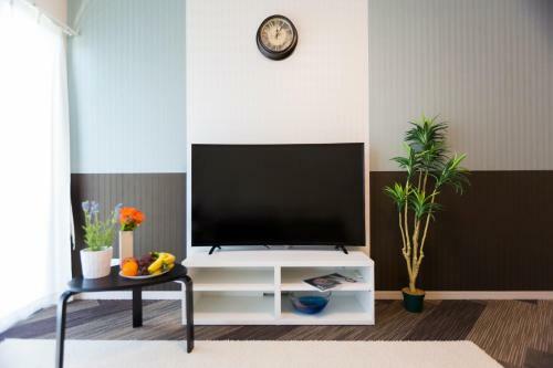 Hostal The Metropolitan Hakata The Best Location For Hakata Sightseeing