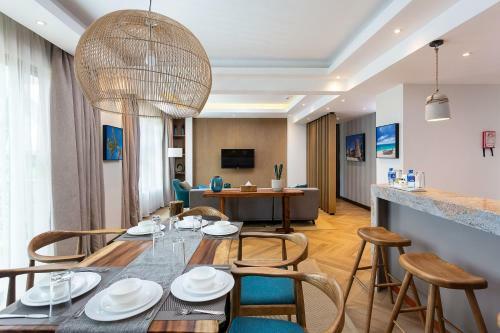 Hotel Ulwazi Place By Trianum
