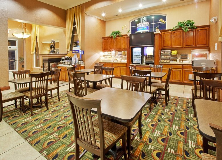 Hotel Holiday Inn Express West Sacramento