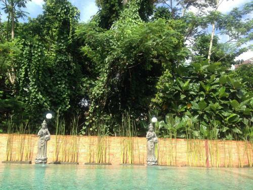 Hostal Adi Jaya Cottages