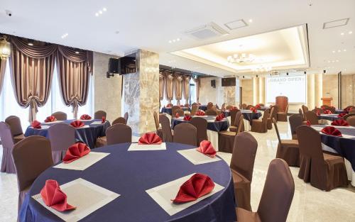 Noble Stay Hotel