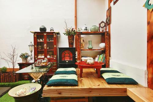 Hostal Supia Guesthouse