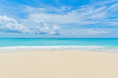 Apartamentos Sea Breeze, Grand Cayman