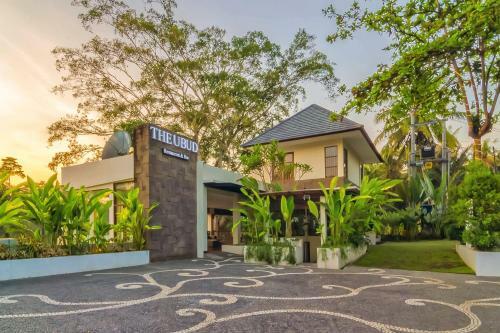 Labak River Hotel