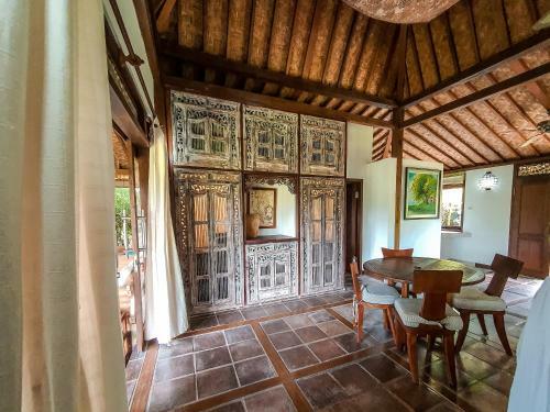 Hostal Rumah Sungai Villa