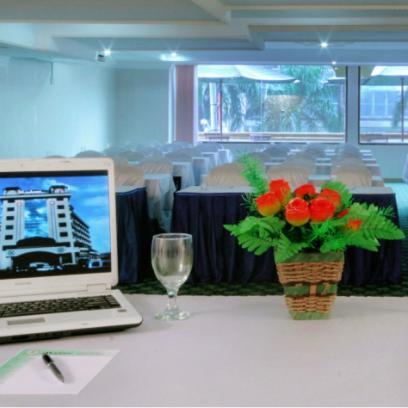 Hotel Madani Medan - Syariah Hotel