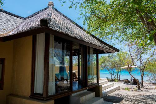 Hotel Shorea Beach Resort