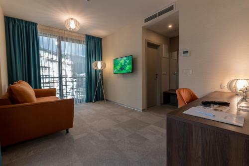 Sky Corner Hotel