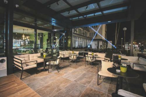 Sky Corner Hotel
