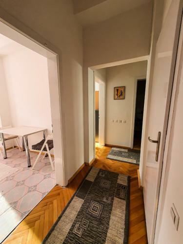 Skopje Main Square Apartment