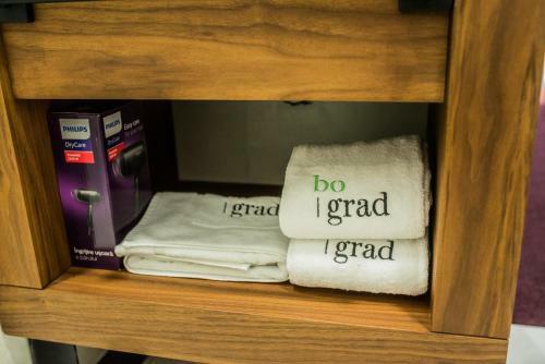 Hotel Bograd - Apartments & Lounge Station