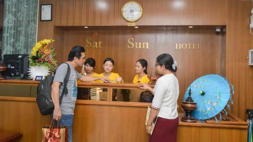 Sat Sun Hotel