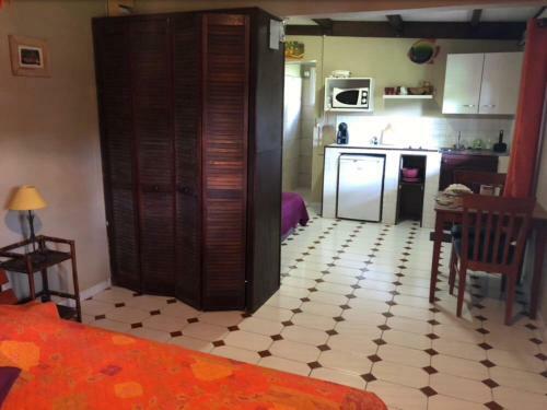 Hostal Le Bungalow Des Bougainvilliers