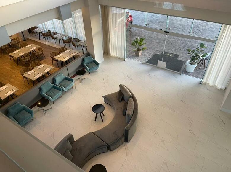 Varali Grand Hotel