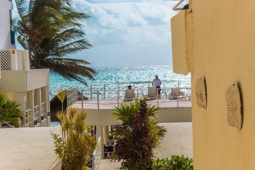 Playa Maya By Mij - Beachfront Hotel