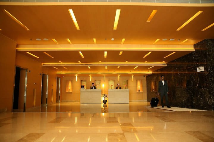 Hotel Courtyard By Marriott Bhopal