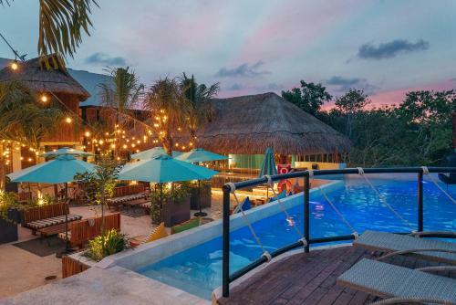 Mayan Monkey Hotel & Hostel Tulum