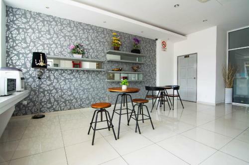 Hotel Zamburger Plaza Mahkota