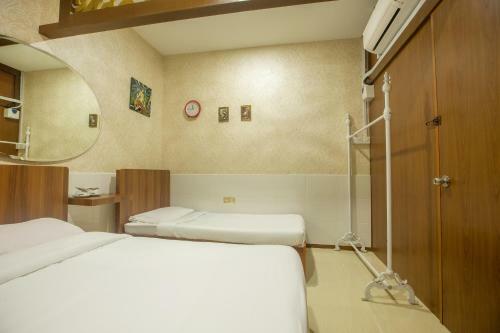 Hotel Spot On 89858 Rebecca's Homes