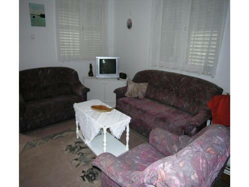 Holiday Home Hegyalja Utca-vonyarcvashegy