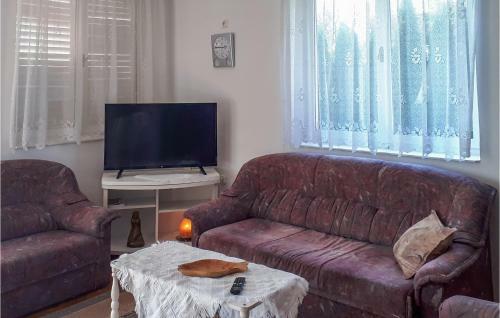 Holiday Home Hegyalja Utca-vonyarcvashegy