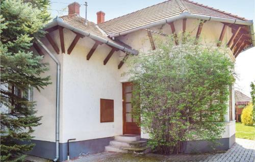 Holiday Home Fiumei U-balatonbogl�r
