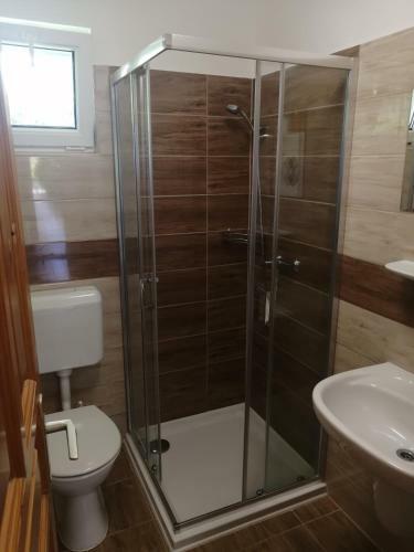 T�nde Apartman