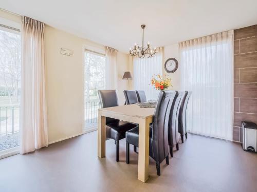 Modern Holiday Home In Reutum With Terrace