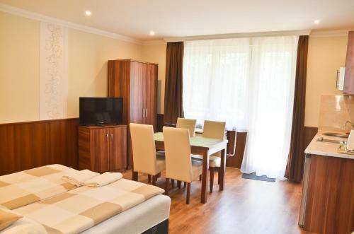 Albergue M�dia Panzi� �s Apartmanh�z