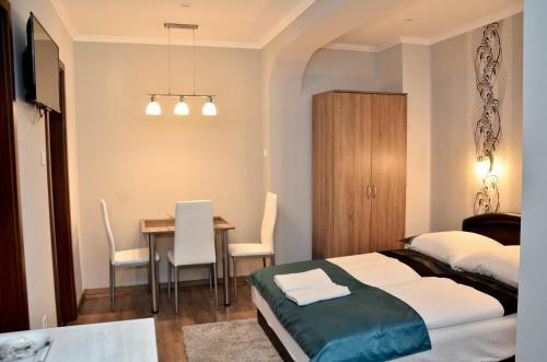 Albergue M�dia Panzi� �s Apartmanh�z